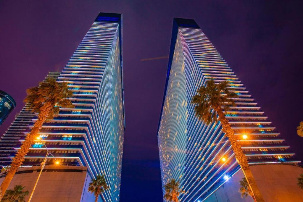 Orbi City- Twin Towers Corpus C Batumi Exterior photo